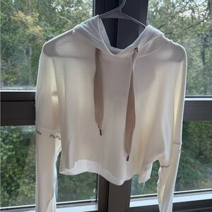 P’tula White Cropped Hoodie